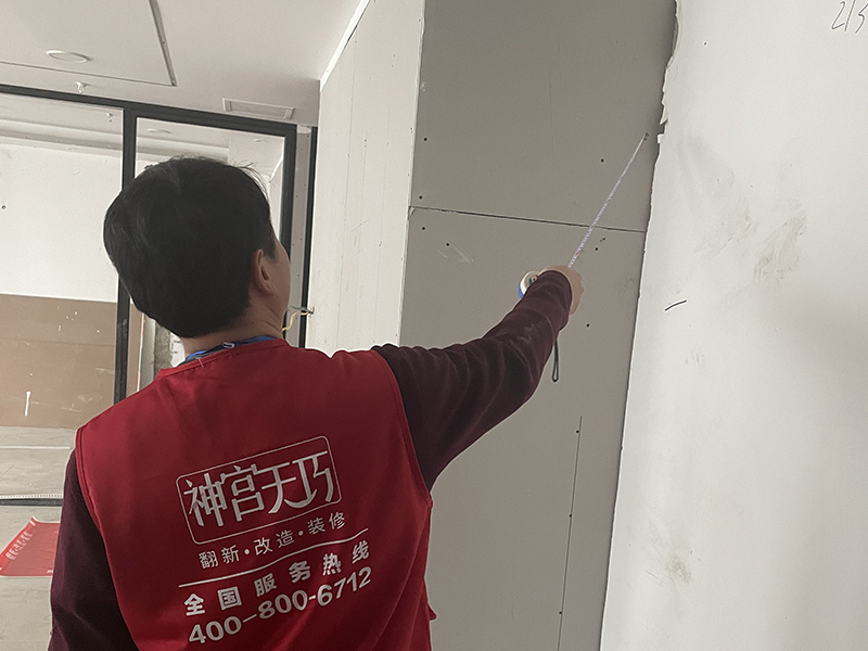 墻面翻新適合幾月份？哪個季節(jié)裝修墻面不容易開裂