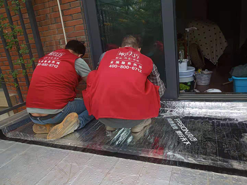 小陽臺(tái)改造花園你見過嗎？1平米陽臺(tái)花園翻新設(shè)計(jì)方案(圖2)