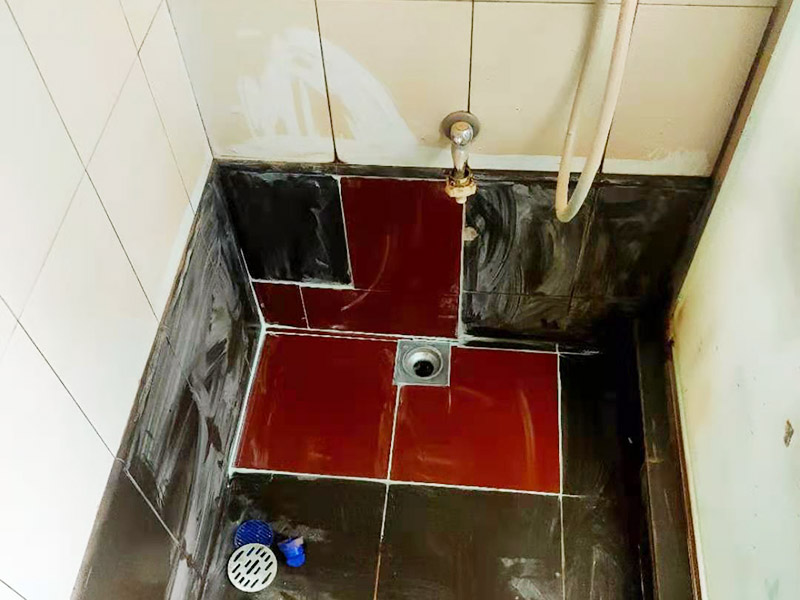 衛(wèi)生間地板磚怎么選質量好壞，廁所鋪瓷磚要多少錢？(圖2)