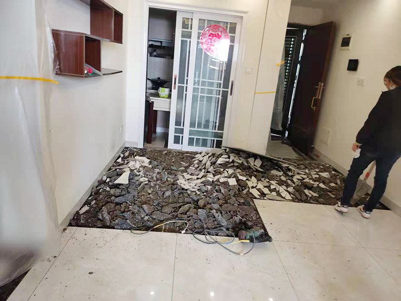 家庭地面用什么材質(zhì)便宜實(shí)惠？家庭地面瓷磚怎么選？(圖1)