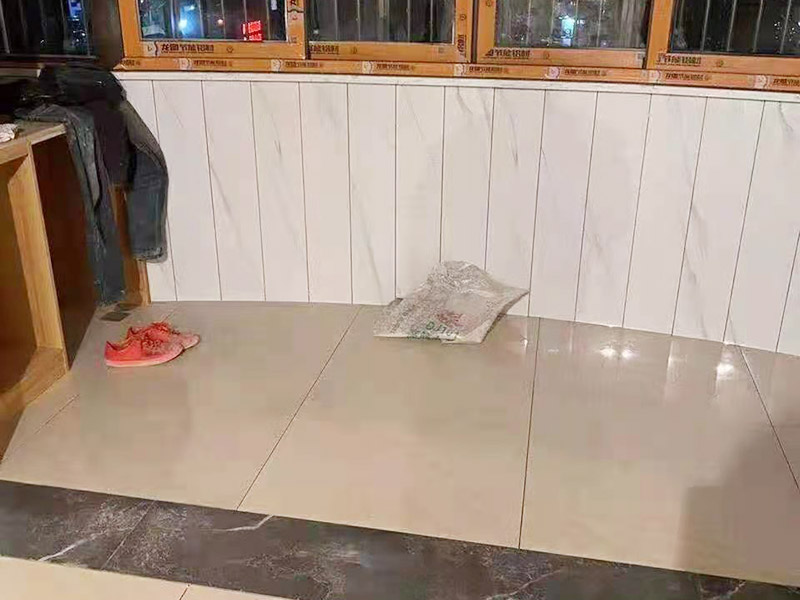 家庭地面用什么材質(zhì)便宜實(shí)惠？家庭地面瓷磚怎么選？(圖4)